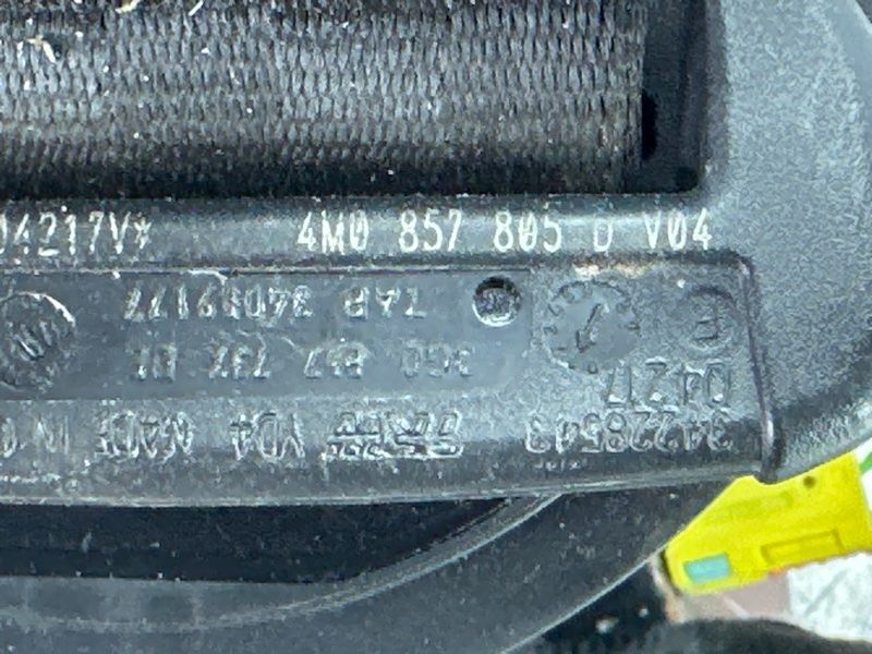 Ремінь безпеки 4M0857805DV04 Audi Q7