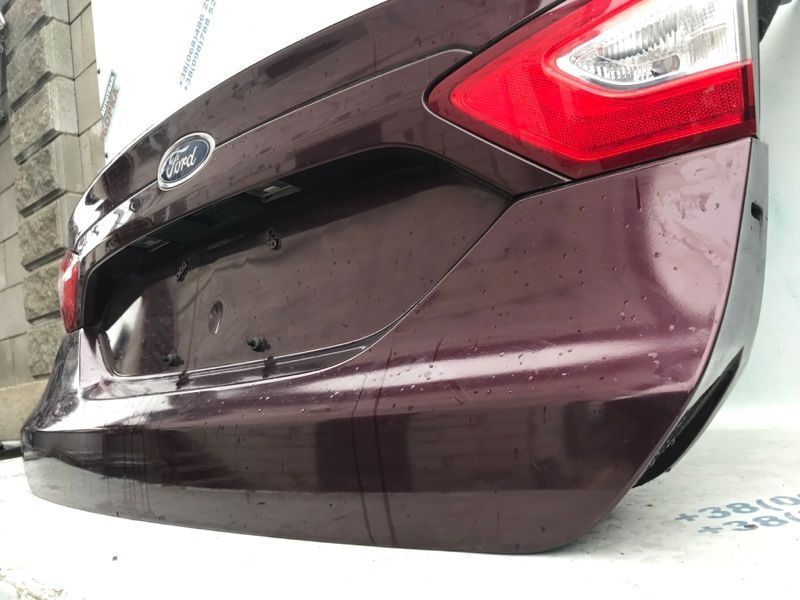 Накладка кришки багажника Ford Fusion