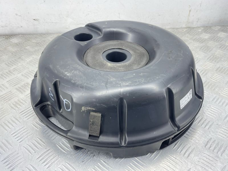 Сабвуфер 8U0035382 Audi Q3
