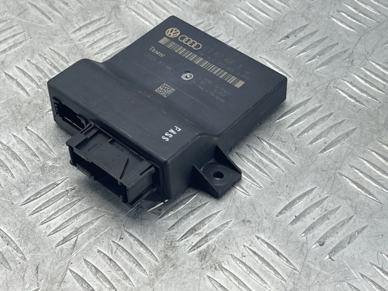Диагностический интерфейс для шины данных (Gateway) 4L0907468B Audi A6