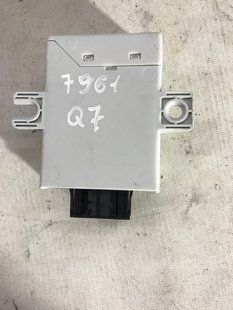 Блок керування системи контролю тиску в шинах 4F0907274 Audi Q7