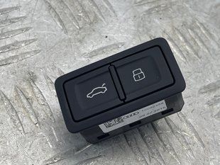 Кнопка закрытия двери багажника 4G0959831B Audi A7