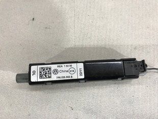 Усилитель антенны 7P6035552B Volkswagen Touareg