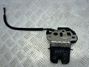 Замок кришки багажника 4H0827505 Audi A6
