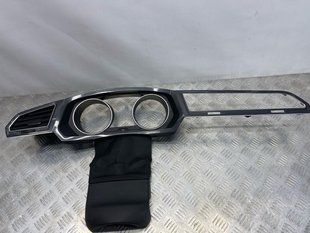 Рамка приборной панели 5NN85856082V Volkswagen Tiguan