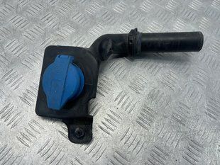 Заливна горловина бачка склоомивача 4M0955463 Audi Q7 Audi Q7, Audi Q8, Audi RS Q8, Audi SQ7, Audi SQ8