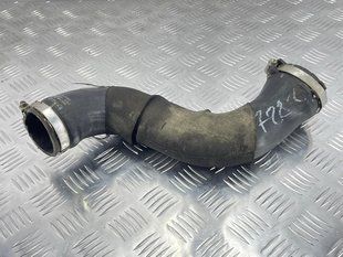 Шланг системы охлаждения 8K0145737J Audi A4