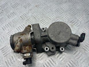 Паливний насос 06E103535A Audi Q7