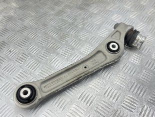 Важіль передньої підвіски несучий нижній 8W0407156A Audi A4