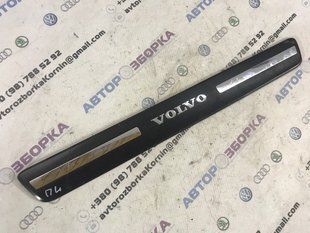 Накладка порога 31349002 Volvo XC60