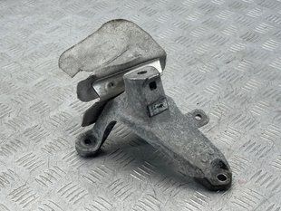 Опора двигателя правая 4G0199308N Audi A6 Audi A4, Audi A5, Audi A6, Audi A7, Audi A8, Audi Q5, Audi S4, Audi S5, Audi SQ5