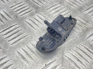 Форсунка омывателя лобового стекла 4L0955987C Audi Q7
