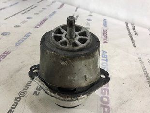 Опора / подушка двигуна 7L8199131A Audi Q7