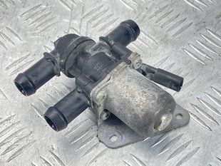 Клапан системы охлаждения 31461924 Volvo XC60