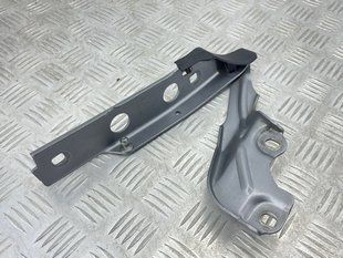 Петля капота 4G8823302E Audi A6