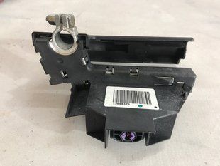 Клемма аккумулятора 8J0915459 Audi A6