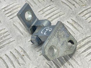 Петля двери верхняя 3C4833401D Volkswagen CC