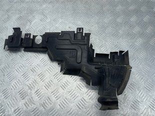 Повітропровід радіатора 4M0121283BS Audi Q7