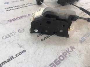 Замок передней двери 8J1837016D Audi Q7