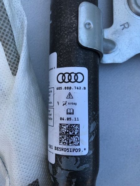 Шторка безпеки бічна / Airbag 4G5880742B Audi A6