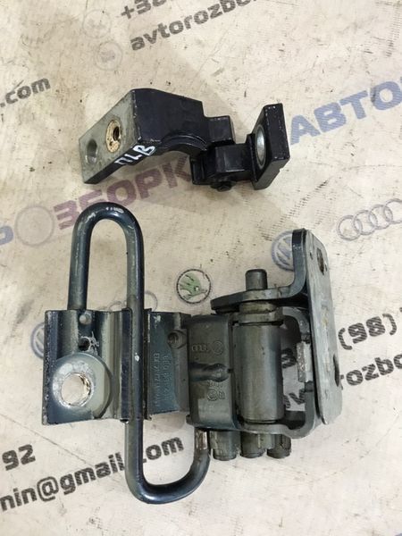 Петля двери 8E0831411E Audi Q7