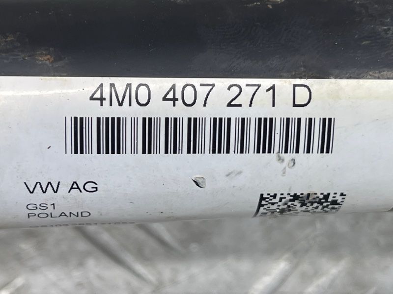 Полуось 4M0407271D Audi Q7