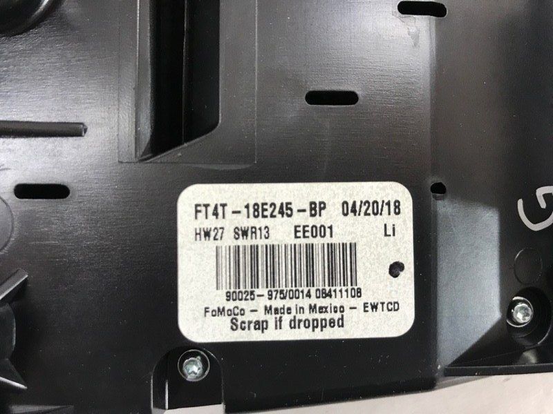 Рамка магнітоли FT4T18E245BP Ford Edge