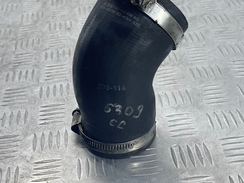Патрубок интеркулера 1K0145838AG Volkswagen CC