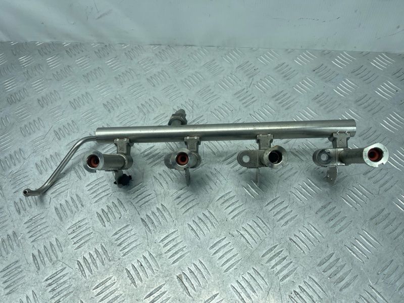 Паливна рампа 31303496 Volvo XC60 Volvo S60, Volvo V60, Volvo XC40, Volvo XC60, Volvo XC90