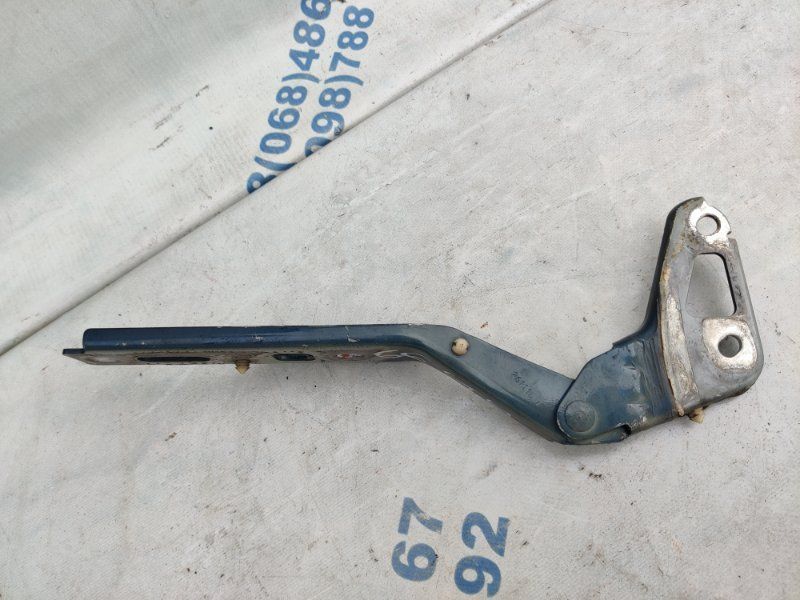 Петля капота 4L0823302 Audi Q7