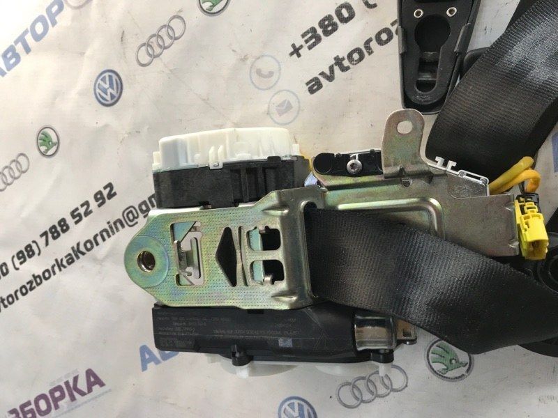 Ремінь безпеки 4G8857705CV04 Audi A6