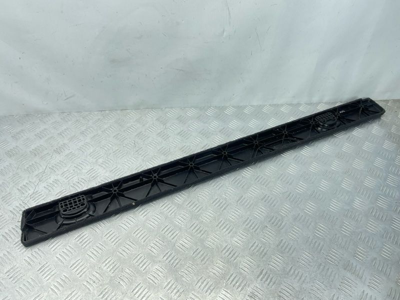 Накладка 4L0861488 Audi Q7