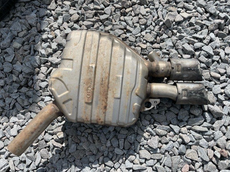 Глушник 4H0253691H Audi S7