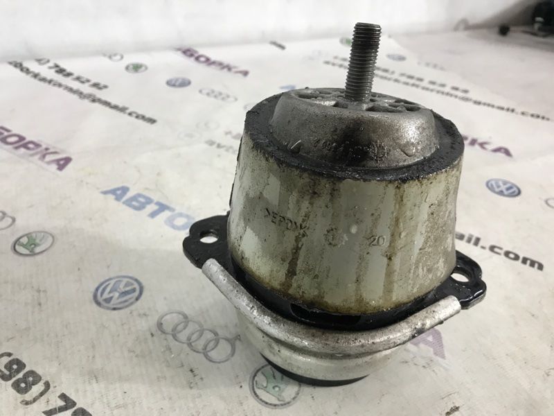 Опора / Подушка двигателя 7L8199131A Audi Q7