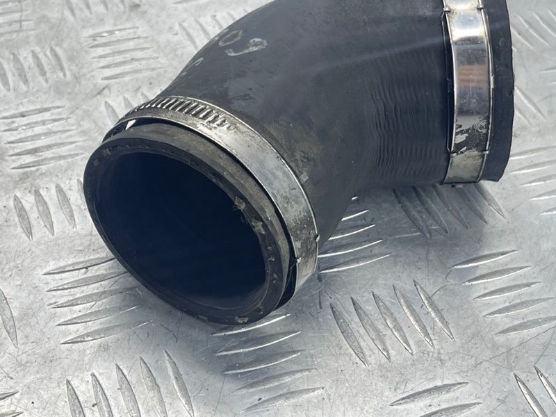 Патрубок интеркулера 1K0145838AG Volkswagen CC