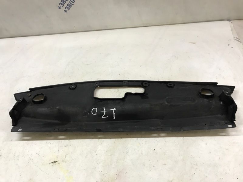 Накладка радіатора FT4Z16A238A Ford Edge