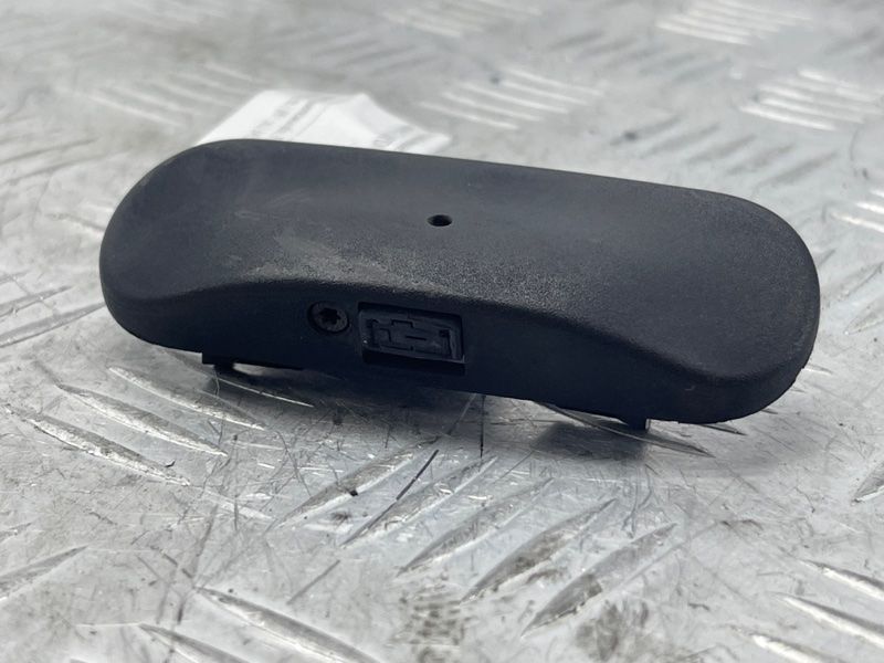 Форсунка омивача лобового скла 4G0955987A Audi A6