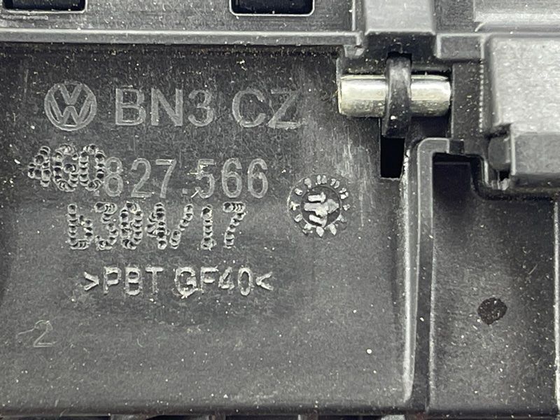 Кнопка замка кришки багажника з камерою 4G0827566 Audi A7