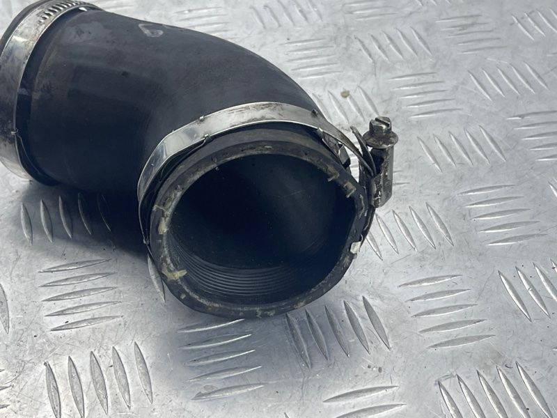 Патрубок интеркулера 1K0145838AG Volkswagen CC
