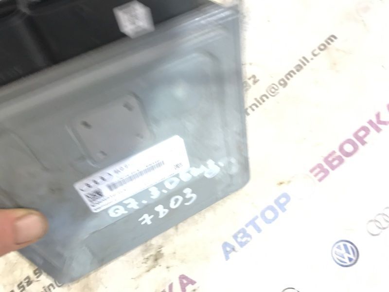 Блок керування двигуном 4L0910551J Audi Q7
