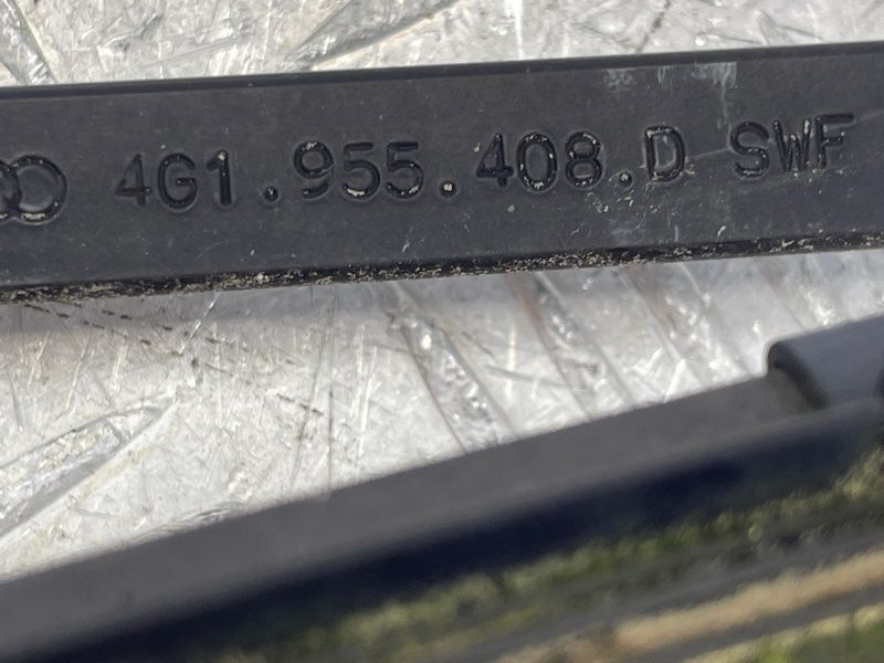 Повідок склоочисника 4G1955408D Audi A7