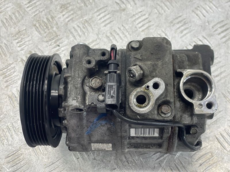 Компрессор кондиционера 7L6820808 Audi Q7