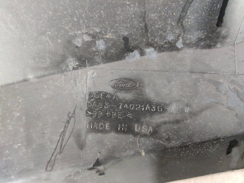 Водовідвідний щиток 8A8374021A36AC Ford Flex