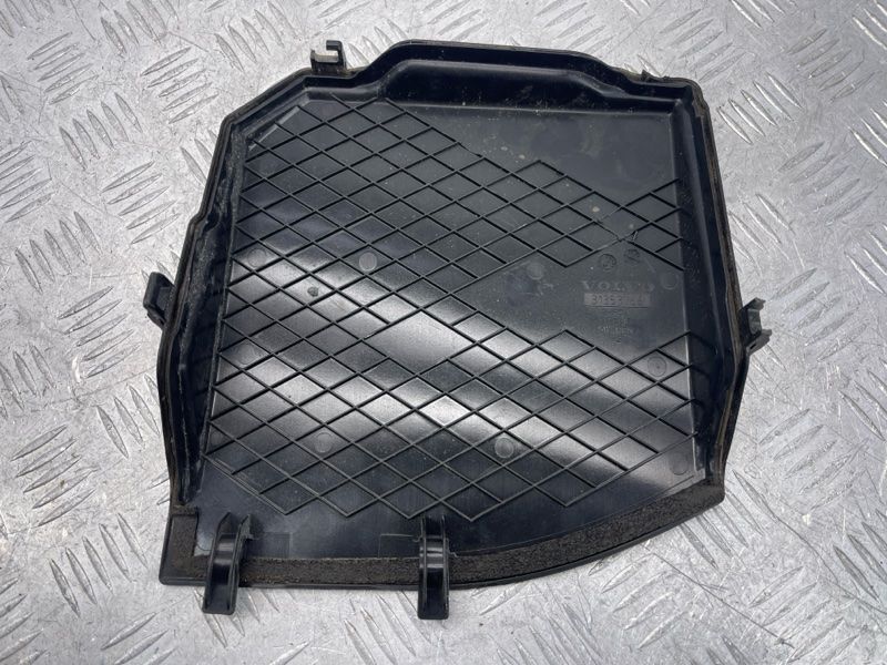 Кришка акумулятора 31353766 Volvo XC60