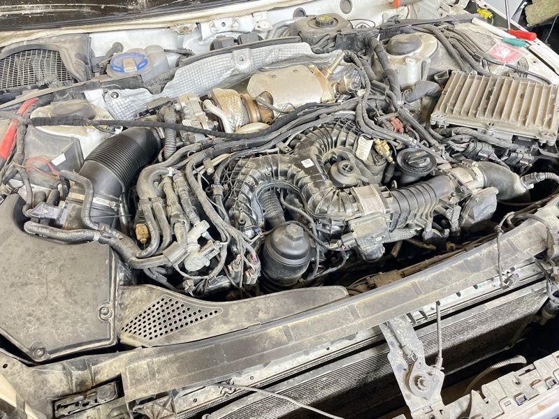 Двигун 059100037C Audi A4 Allroad