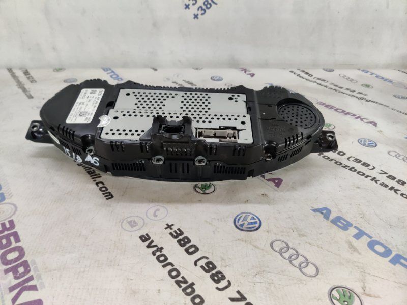 Комбинация приборов / Спидометр 4G8920984K Audi A6