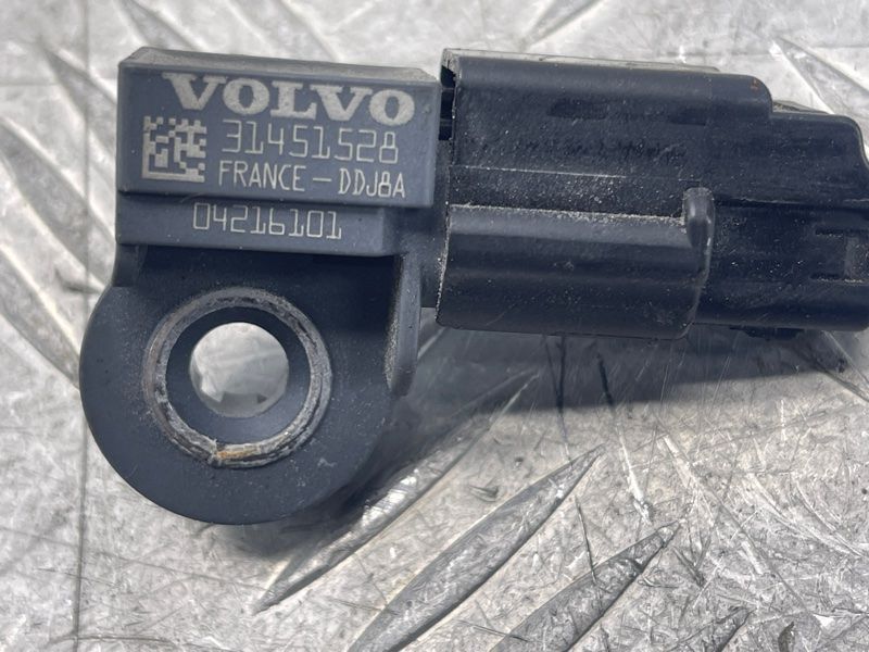 Датчик удару передній 31451528 Volvo XC60 Volvo S90, Volvo V90, Volvo V90 Cross Country, Volvo XC60, Volvo XC90