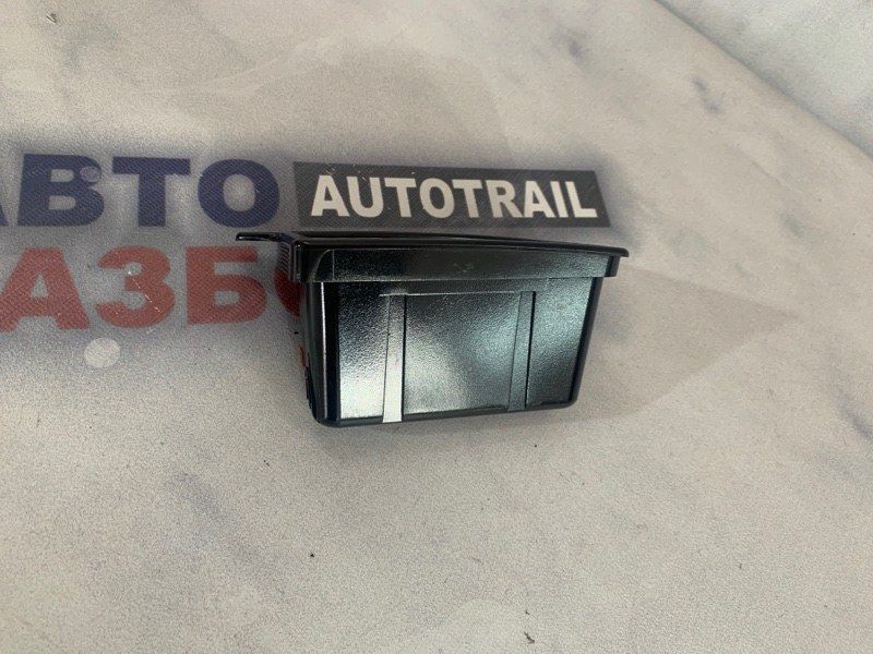 Попільничка 0425220 Audi A7