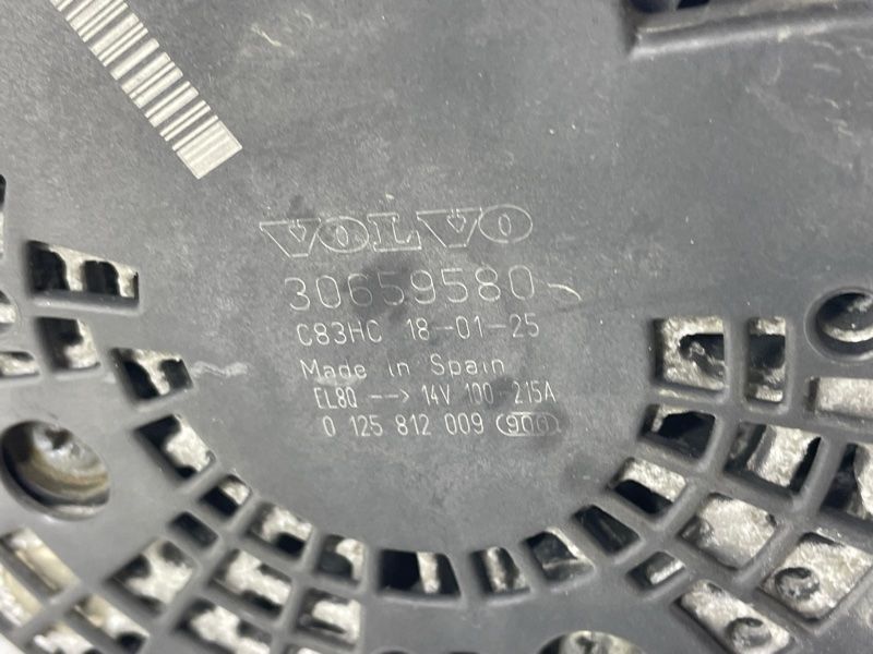 Генератор 30659580 Volvo XC90