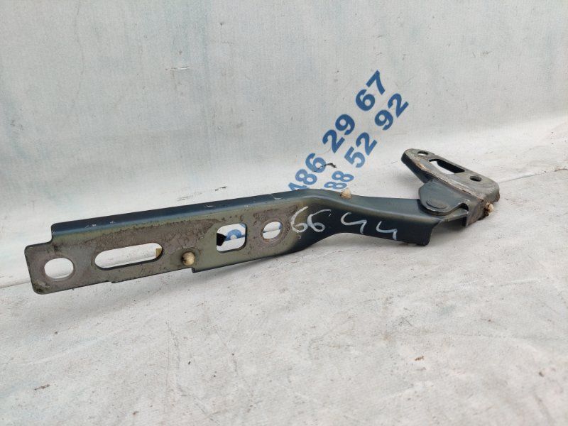 Петля капота 4L0823302 Audi Q7